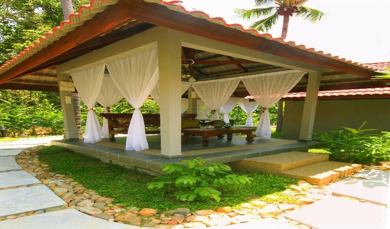 Frangipani Langkawi Resort Pantai Cenang  Extérieur photo