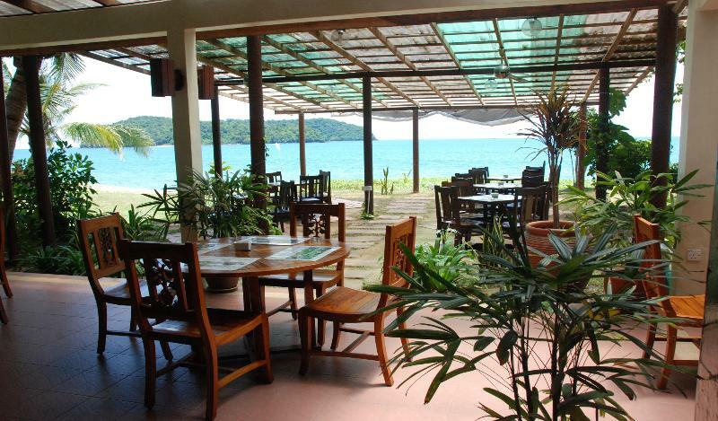 Frangipani Langkawi Resort Pantai Cenang  Extérieur photo